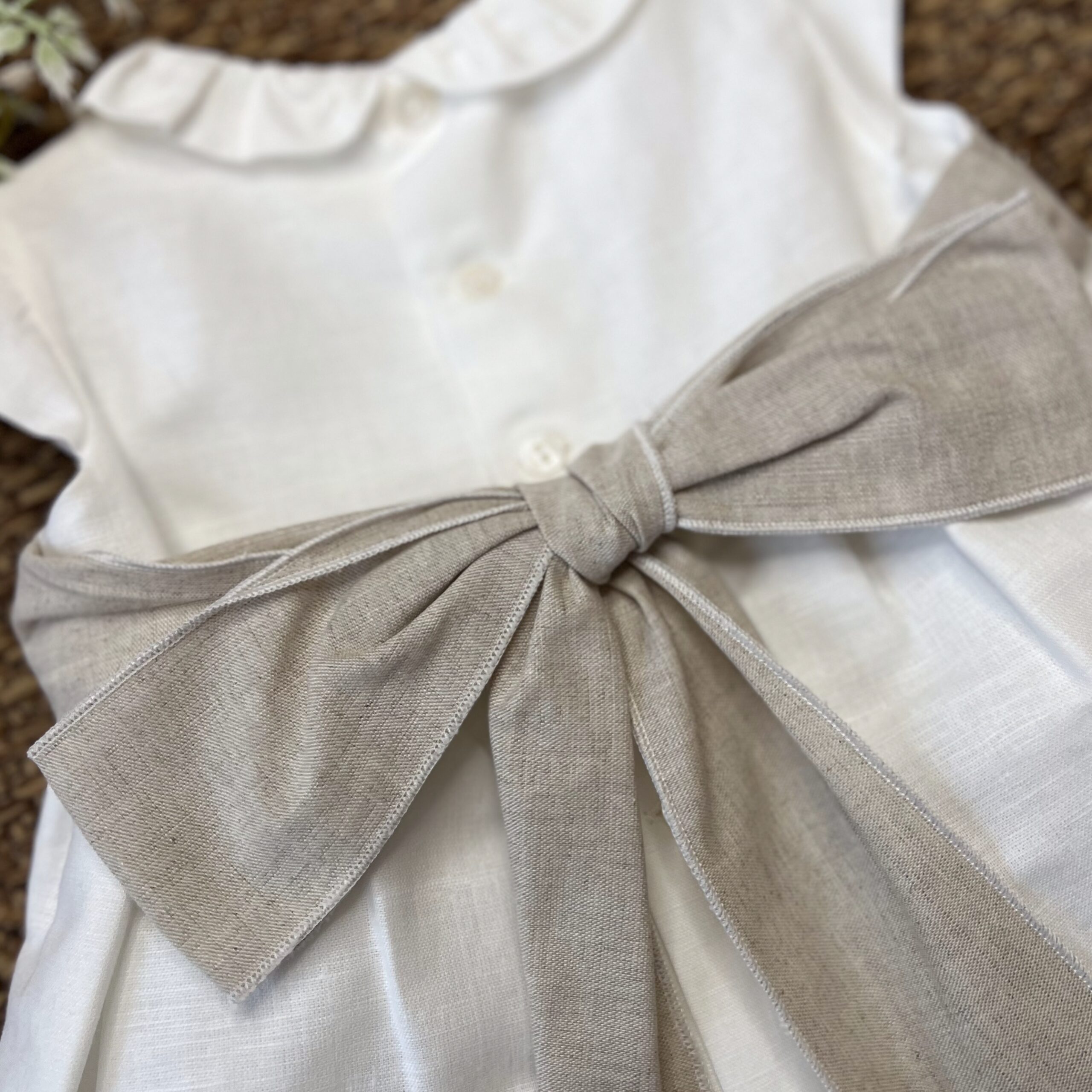 Abitino Lino con fascia Crema con cuffietta e coulotte 5591 NS - immagine 5