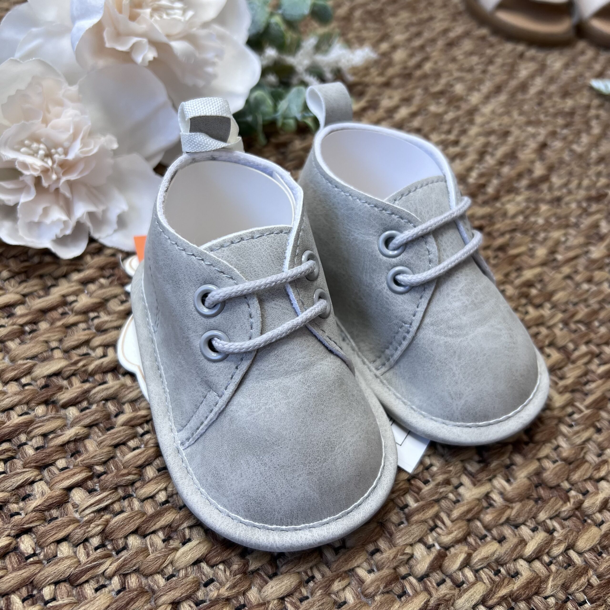 Scarpa Scamosciata Chiara MB - immagine 2