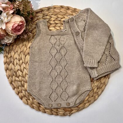 Pagliaccetto Rombi Crema con cardigan L&M