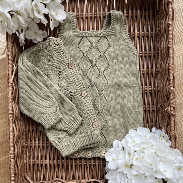 Pagliaccetto Rombi Verde con cardigan L&M