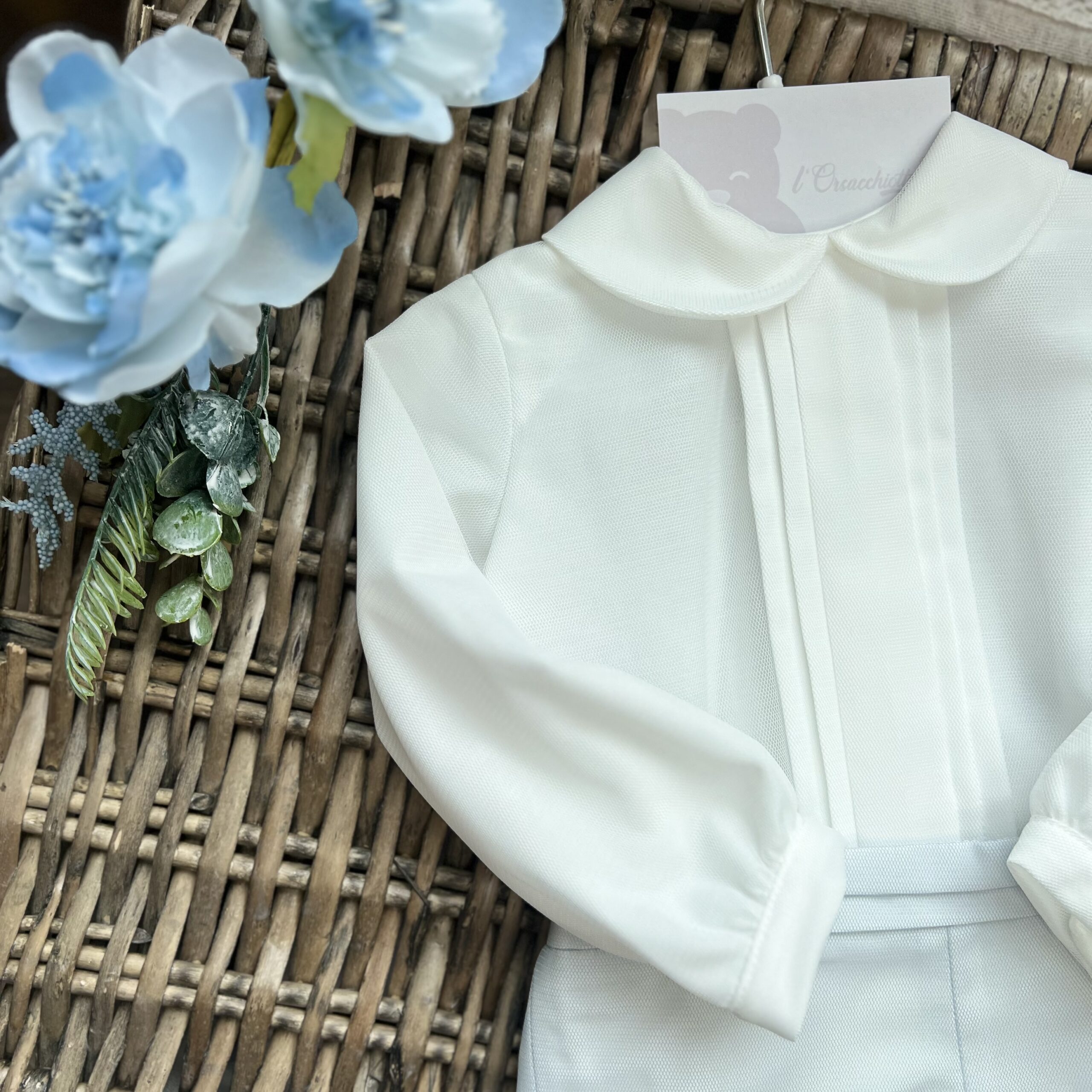 Completo Battesimo celeste con camicia piegone 5639 - immagine 2