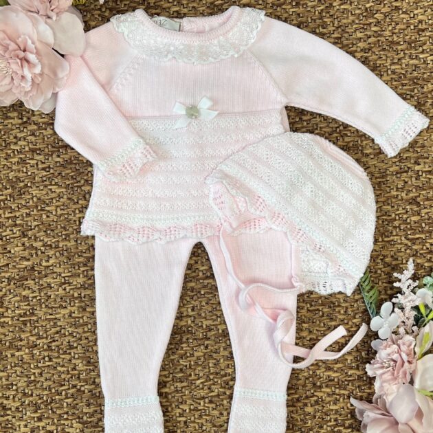 Coprifasce romantico con merletto, ghettina e cuffietta | Filo di cotone 103-123382 Pz