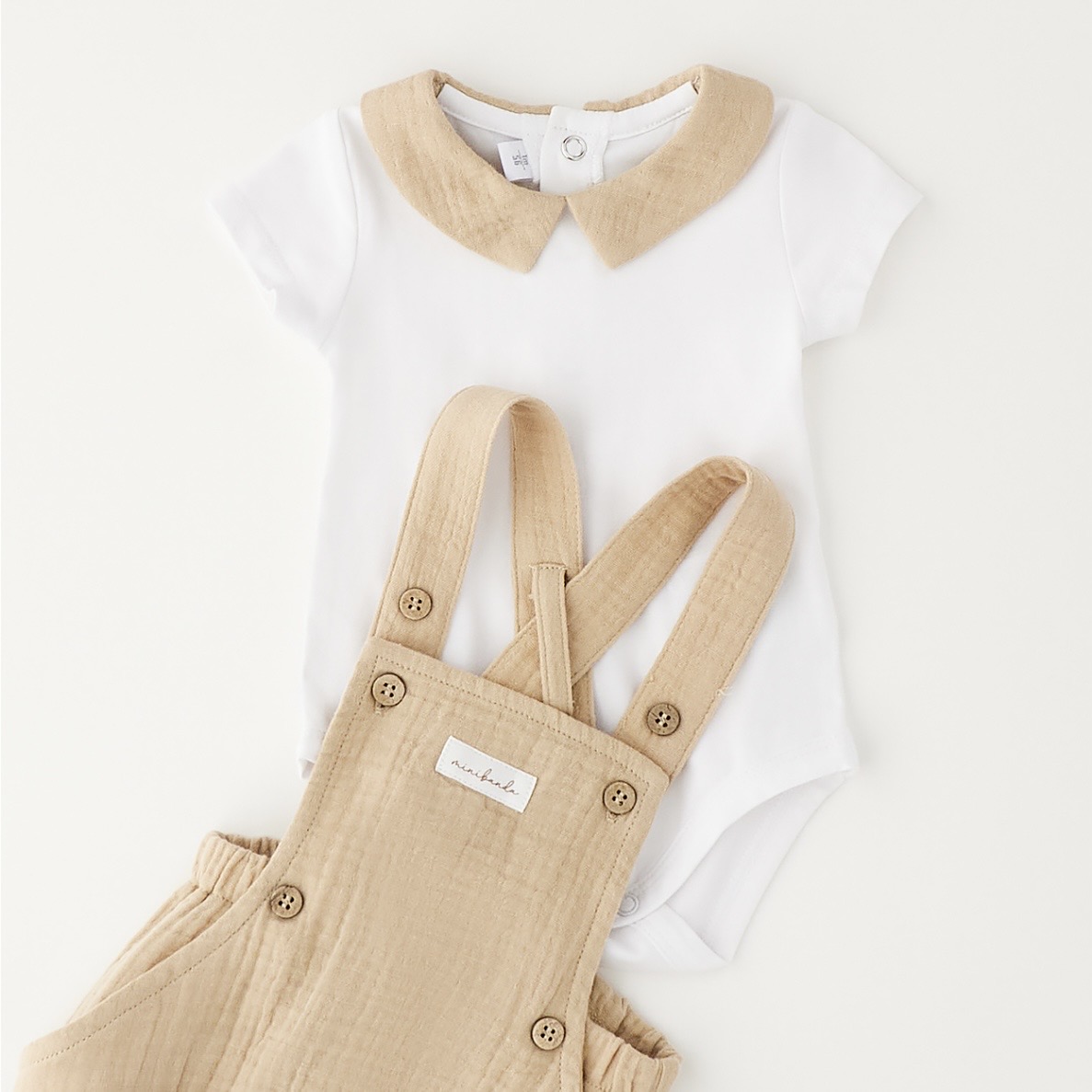 Pagliaccetto bimbo in mussola cotone con maglia body 3G646/00 - immagine 2