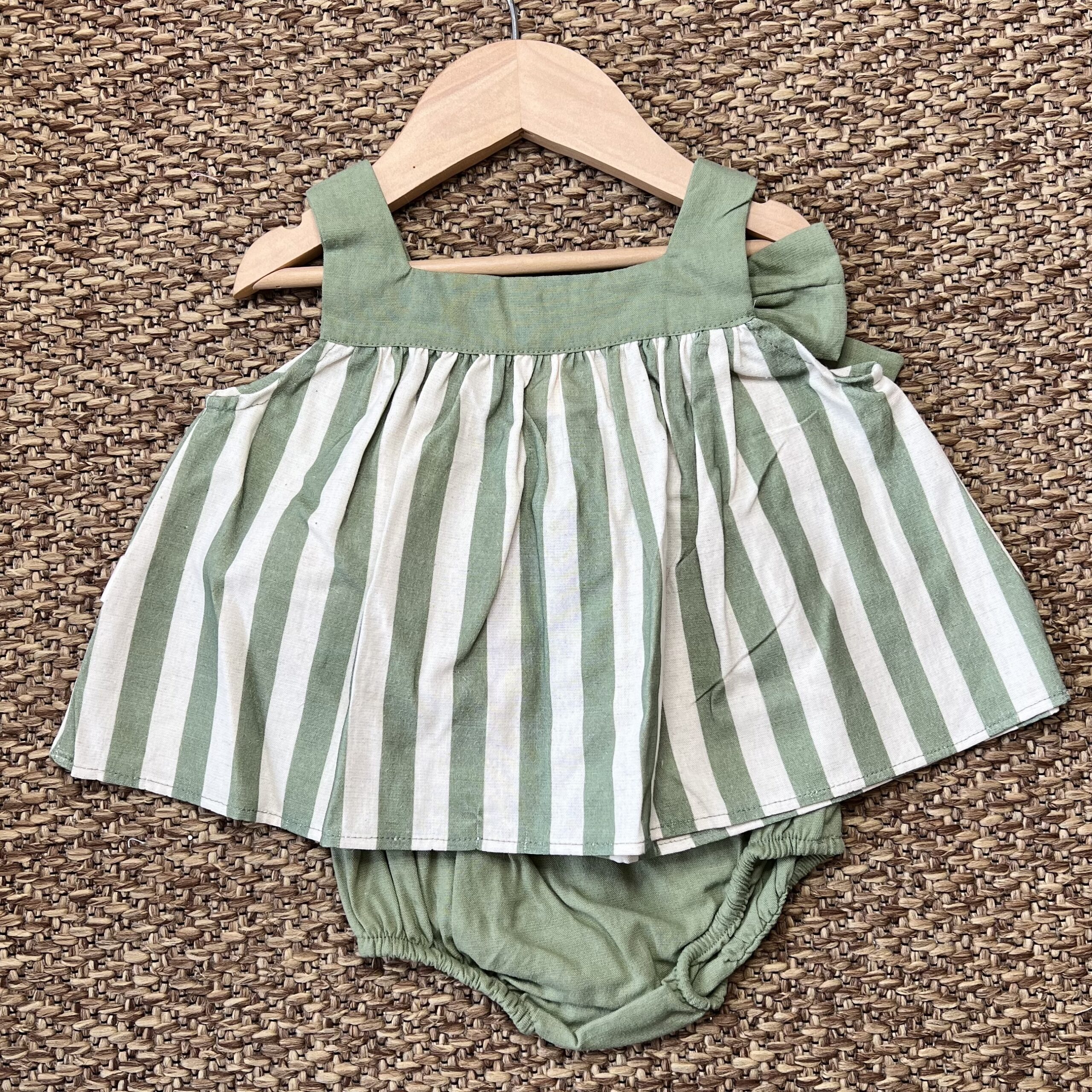 Completo bimba verde righe ILC1508 - immagine 3