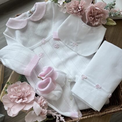 Set Nascita neonata 4 Pz, tutina con ricamo nodini d’amore | Estivo | B094 41 | BM
