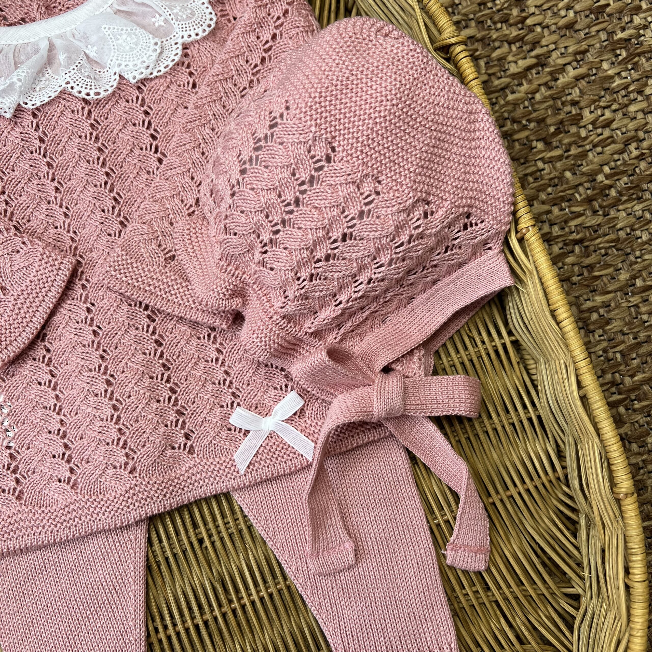 Coprifasce neonata rosa cotto romantico con colletto in cotone e cuffietta | Estivo | 0012G MI - immagine 2