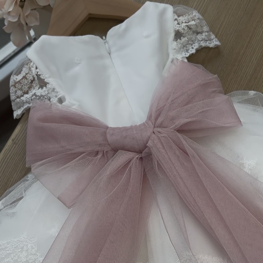 Abito battesimo bimba con merletto e fascia rosa antico con fiori | 748 | MML - immagine 5