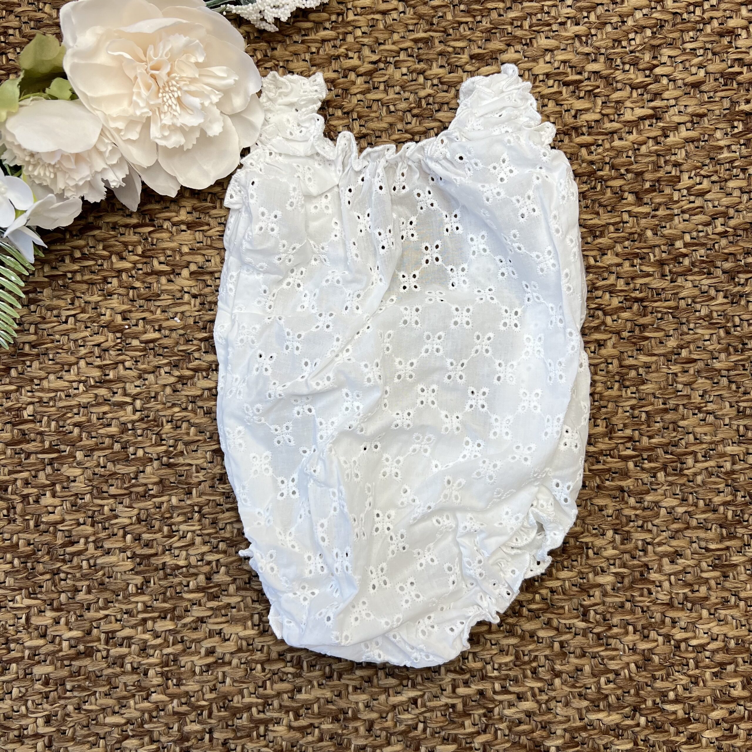 Costume intero bianco fiorellini | 61018 | PPC