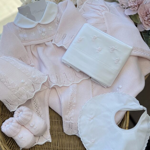 Coordinato nascita neonata con coprifasce rosa con roselline | 6 PZ | Filo di cotone | 4602.1 | PD