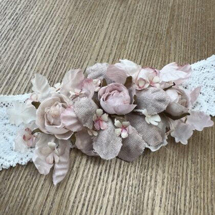 Fascia capelli con merletto e fiori rosa antico | 748 | MML