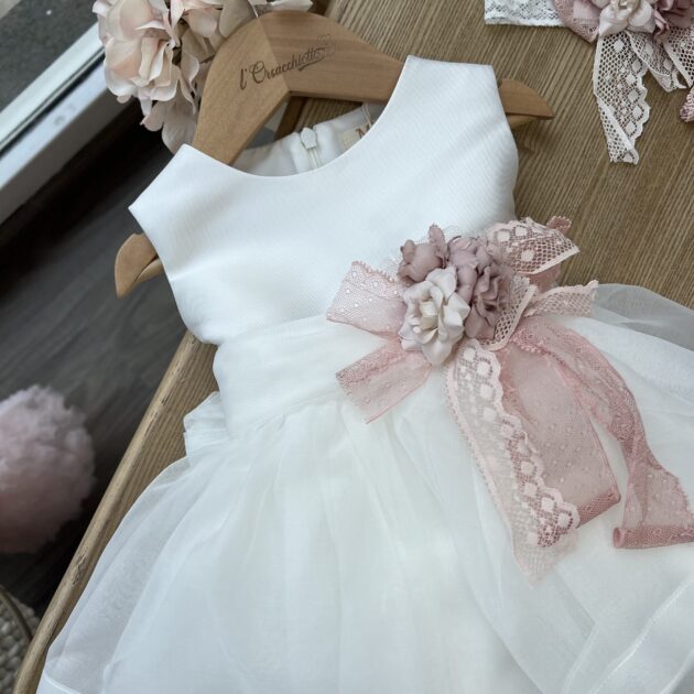 Abito battesimo bimba con cintura bianca con fiore | 725 | MML