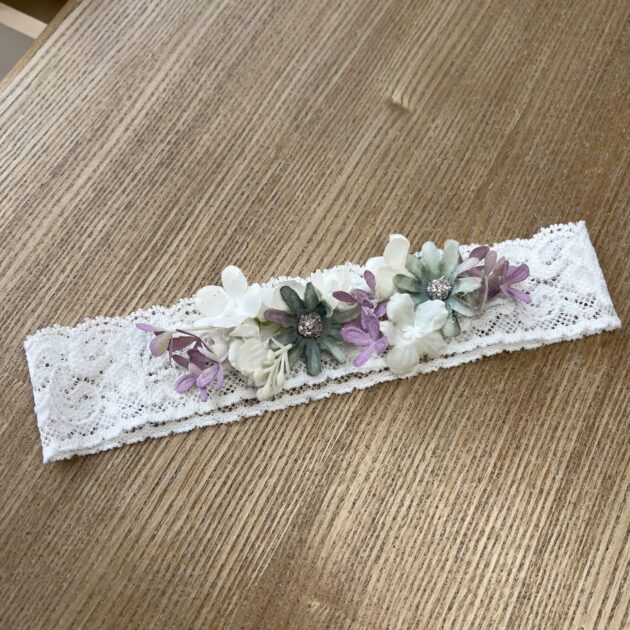Fascia capelli con merletto e fiori viola e verdi | 733 | MML