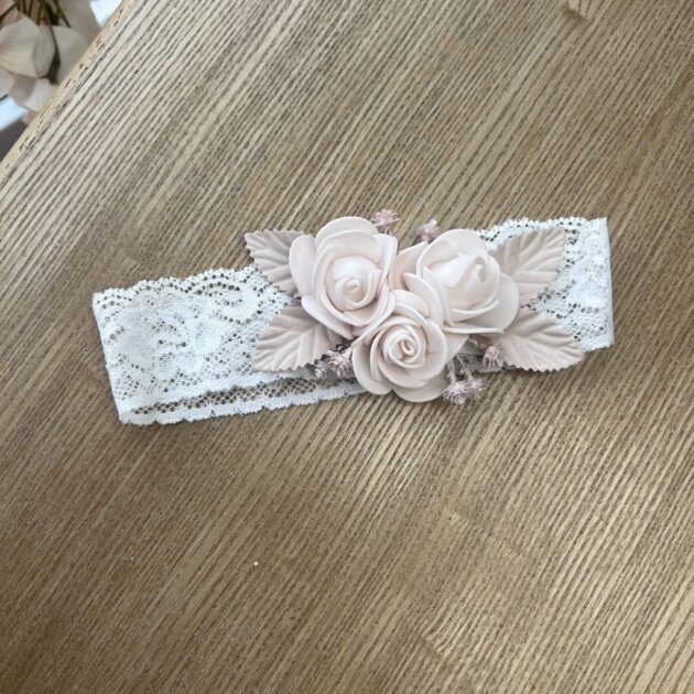 Fascia capelli merletto con fiori cipria | 728 | MML