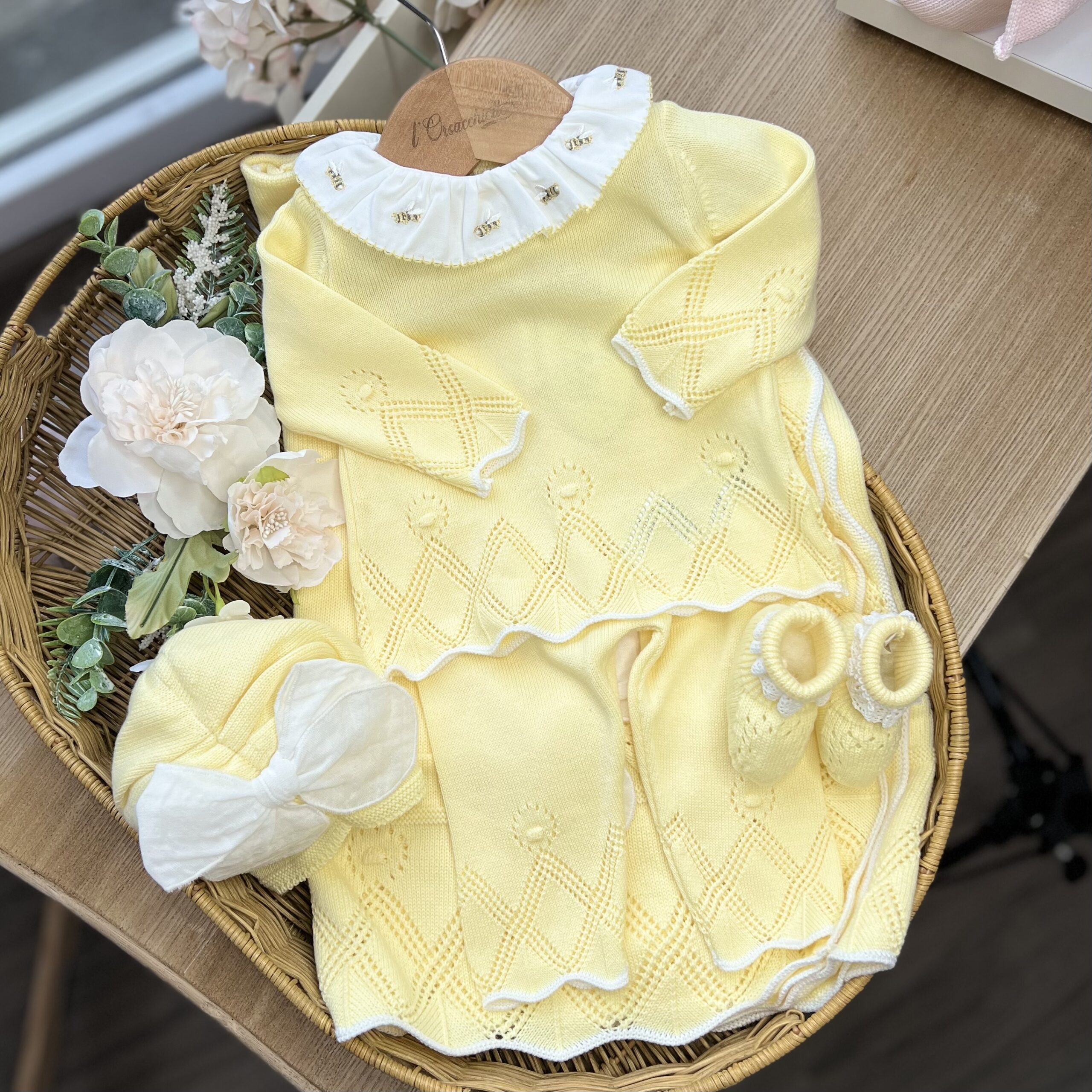 Coordinato nascita neonata 4Pz giallo con api | Filo fi cotone | Dk229 | DK - immagine 4
