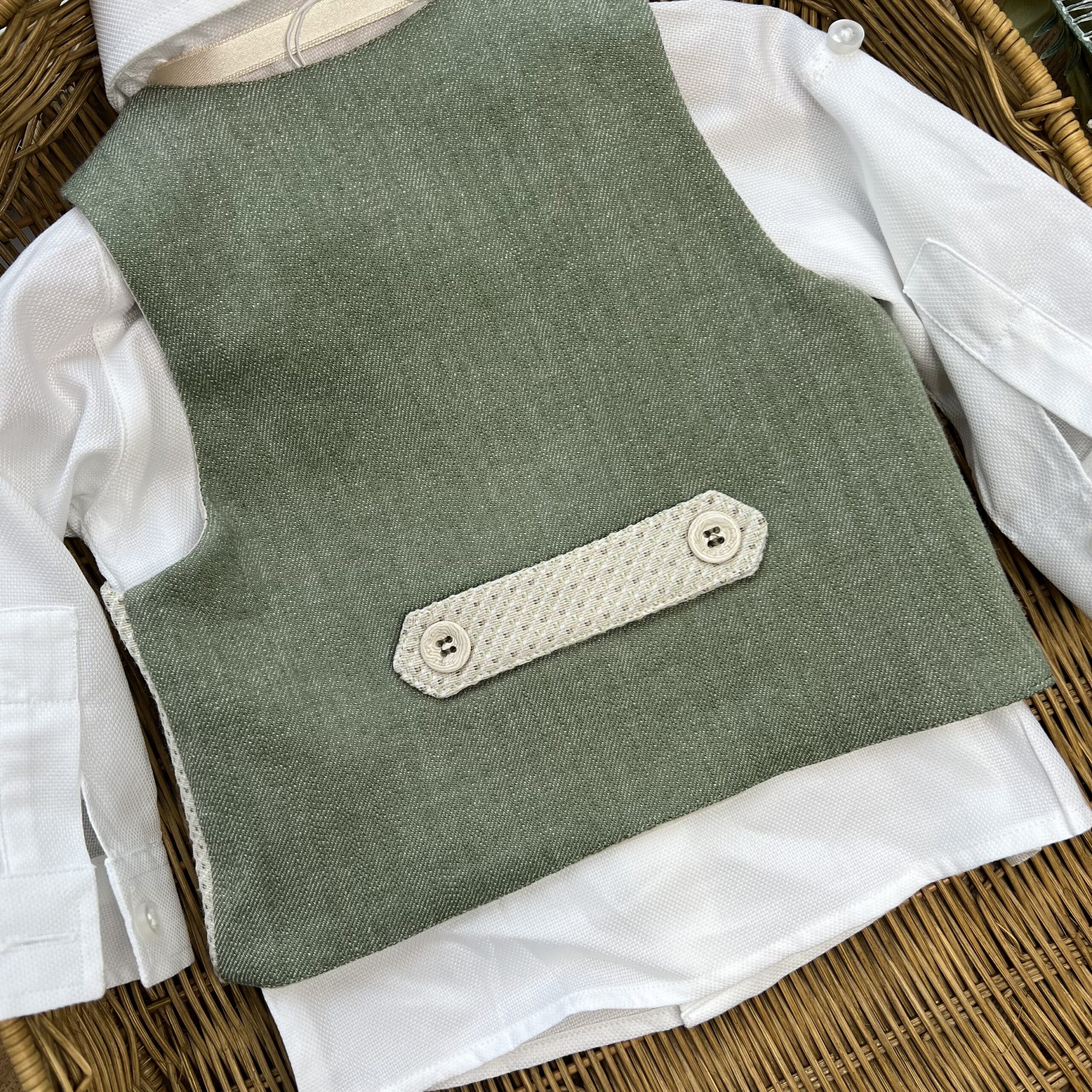 Completo elegante bimbo 4 Pz in verde con gilet e papillon | 41053 | AMB - immagine 4