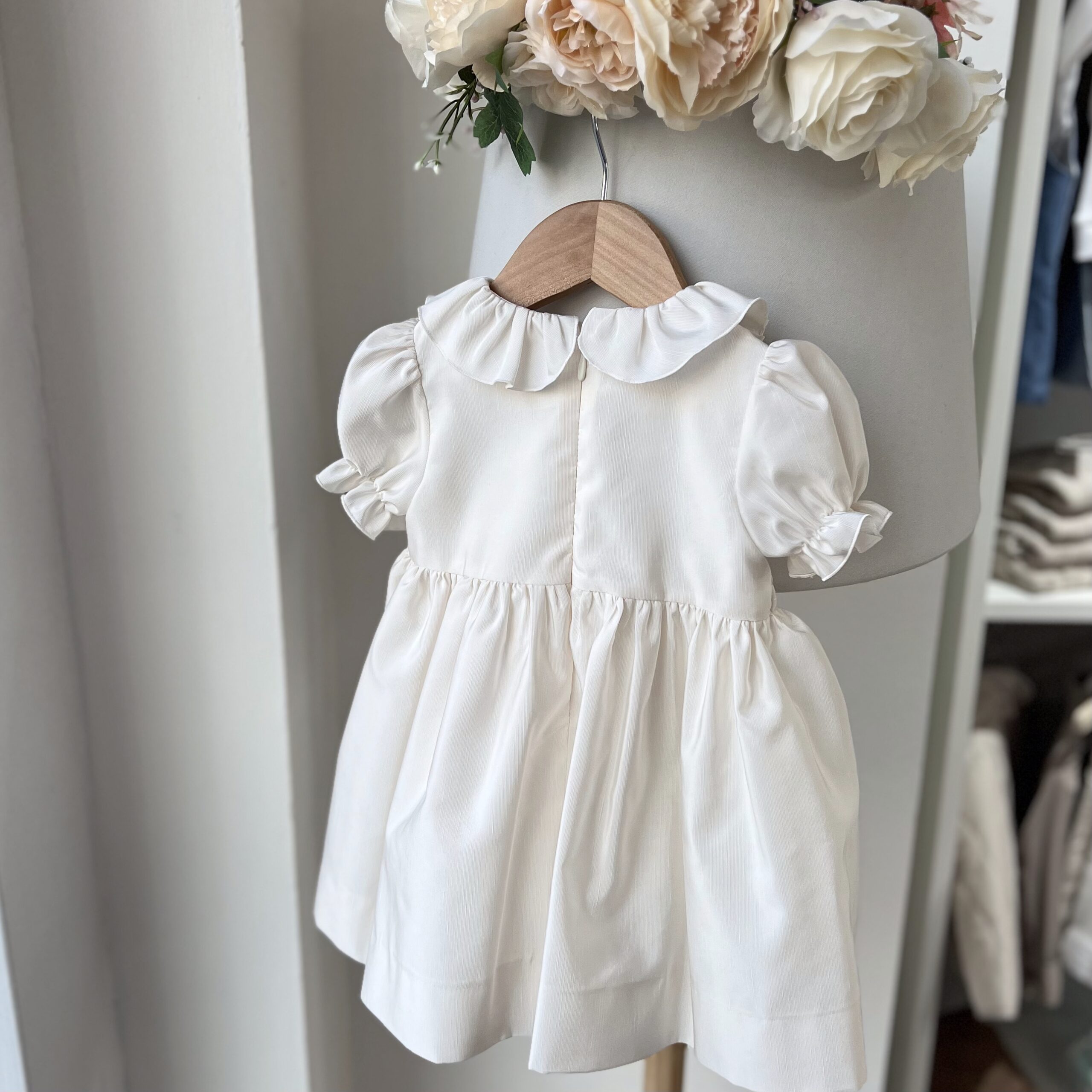Abito bimba punto smock con ricamo | 2852 | LCN - immagine 4