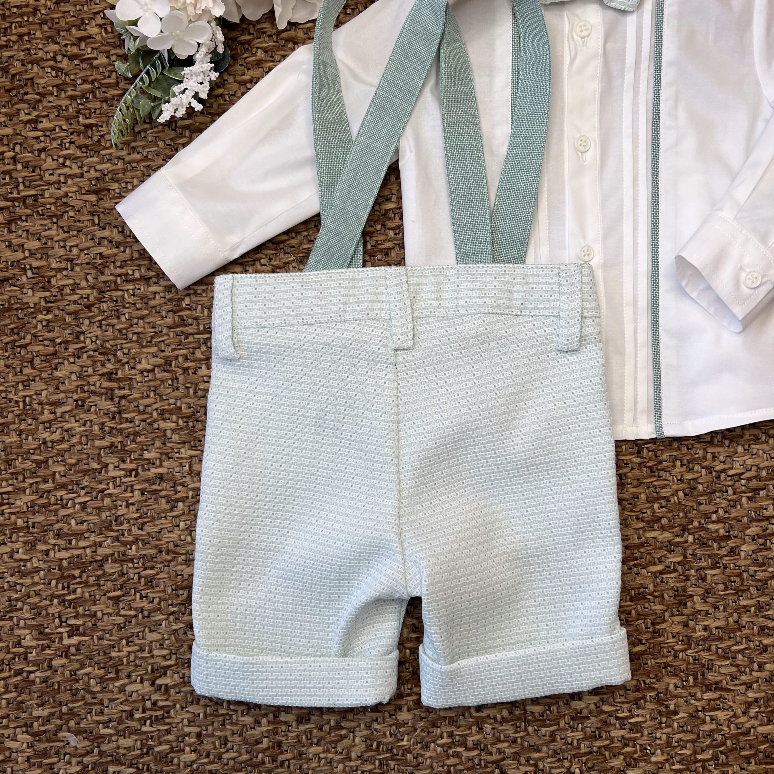 Completo elegante verde con bretelle 3 Pz | 61172-180 | DD - immagine 4