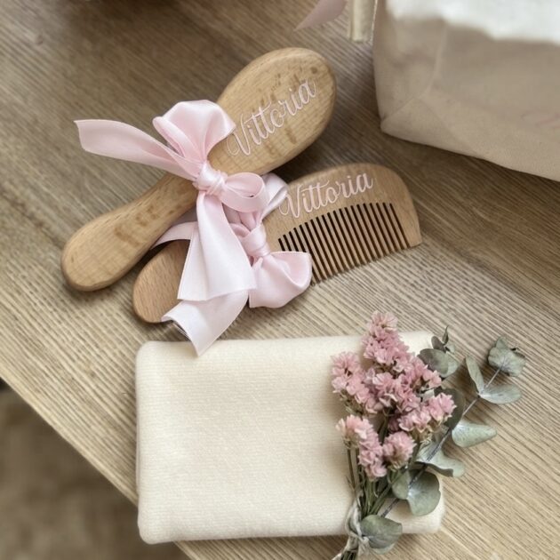 Set spazzola e pettine in legno personalizzati con nome - Idea regalo nascita