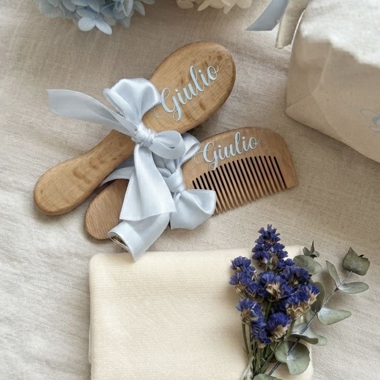Set spazzola e pettine in legno personalizzati con nome - Idea regalo nascita - immagine 2
