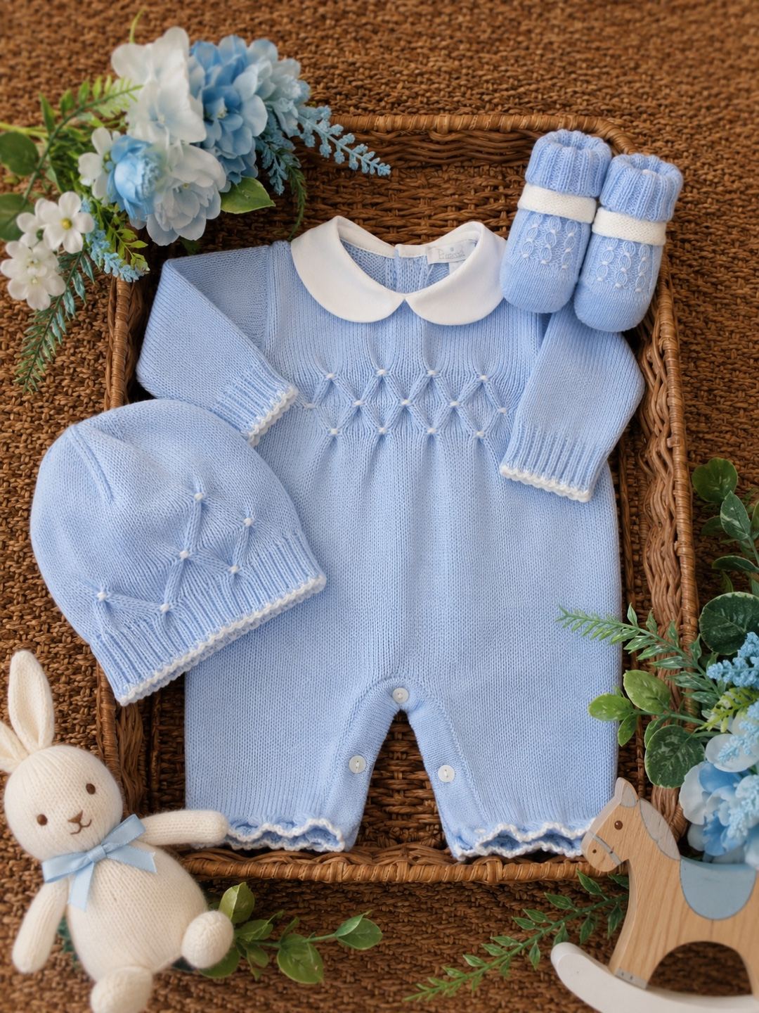 Set nascita neonato 3pz in pura lana con punto smock celeste | AI | 4716 | PD
